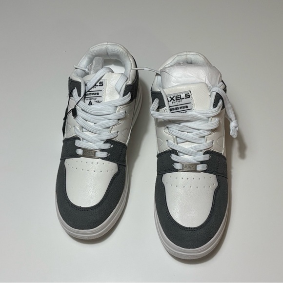 AXELS Black and White Men's Sneakers - Picture 9 of 10